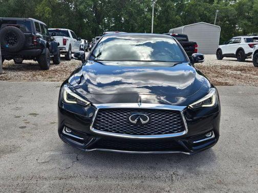 Black Obsidian 2022 INFINITI Q60 LUXE