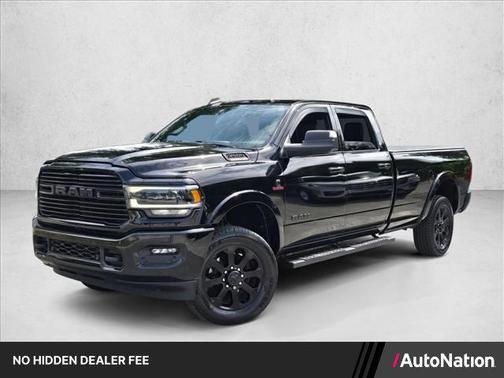 Diamond Black Crystal Pearlcoat 2022 RAM 3500 Laramie Crew Cab 4x4 8' Box