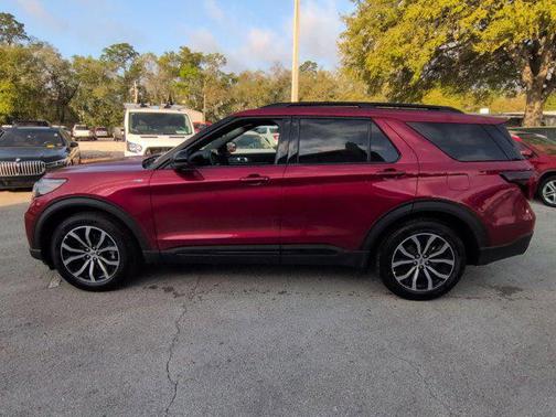 Rapid Red Metallic Tinted Clearcoat 2026 Ford Explorer ST-Line