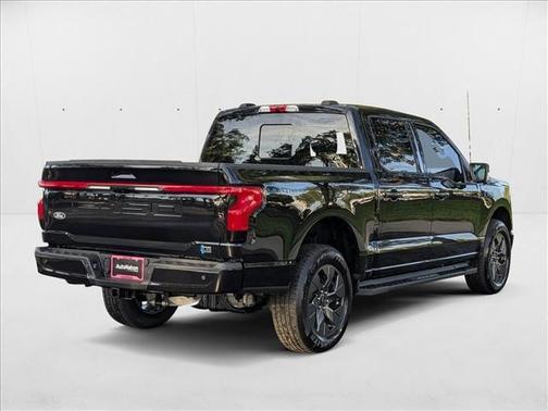 2025 Ford F-150 Lightning LARIAT