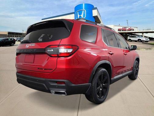 2025 Honda Pilot Black Edition