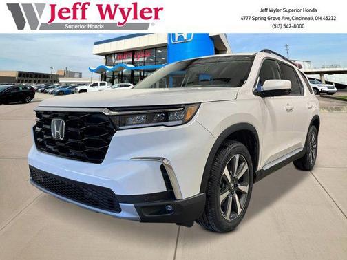 2025 Honda Pilot Touring 8-Passenger