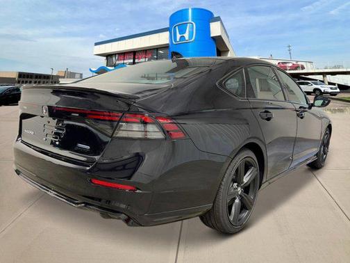 2025 Honda Accord Hybrid Base