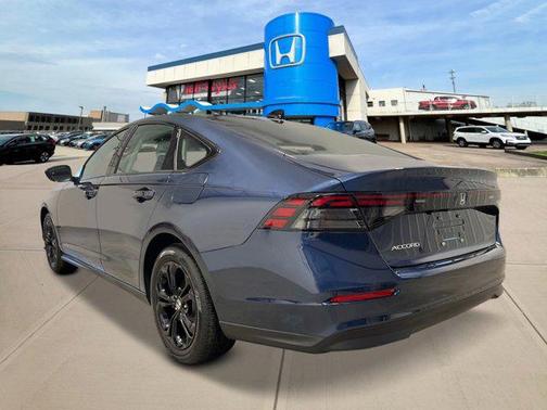 2025 Honda Accord Sport SE 1.5T