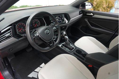 2019 Volkswagen Jetta 1.4T R-Line