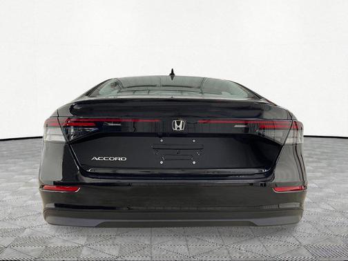 Crystal Black Pearl 2026 Honda Accord SE
