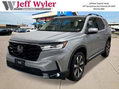 2025 Honda Pilot Touring 8-Passenger