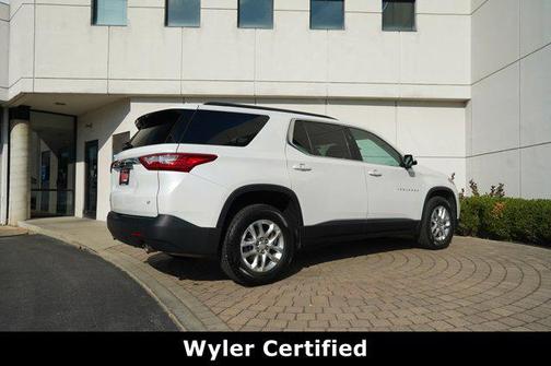2020 Chevrolet Traverse LT Cloth