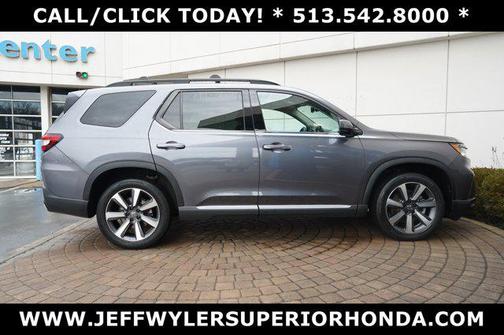 2023 Honda Pilot Touring 8-Passenger