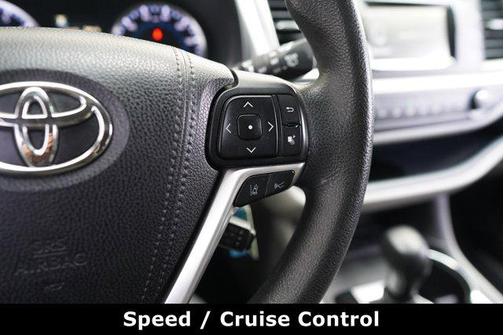 2018 Toyota Highlander LE I4