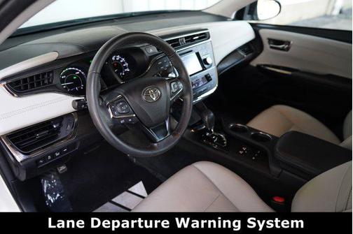2018 Toyota Avalon Hybrid XLE Premium