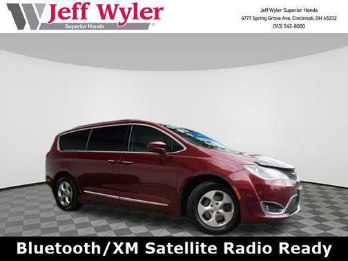 2017 Chrysler Pacifica Touring-L
