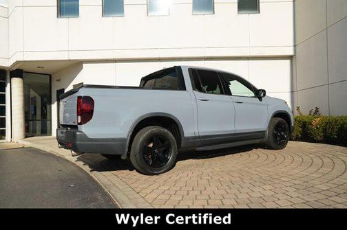 2022 Honda Ridgeline Black