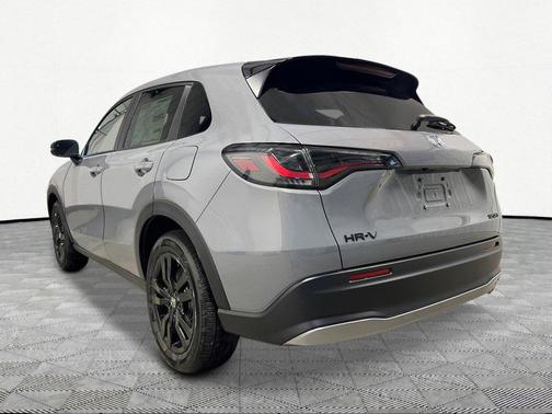 Urban Gray Pearl 2026 Honda HR-V AWD Sport