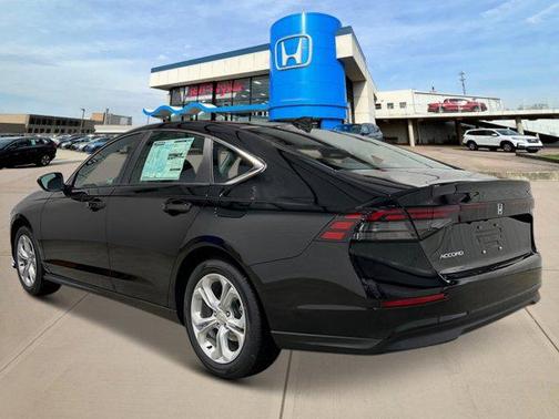 2025 Honda Accord LX 1.5T