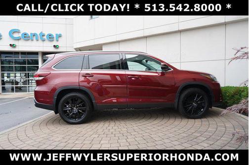 2019 Toyota Highlander SE
