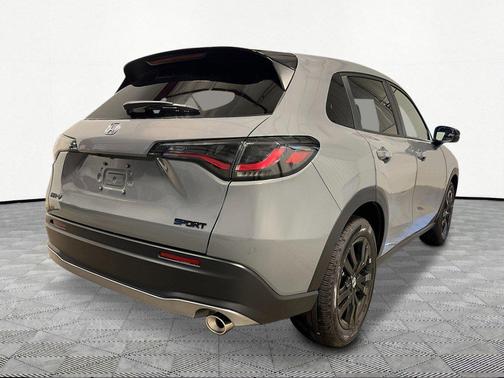 Urban Gray Pearl 2026 Honda HR-V AWD Sport