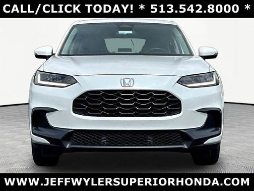 Platinum White Pearl 2024 Honda HR-V LX