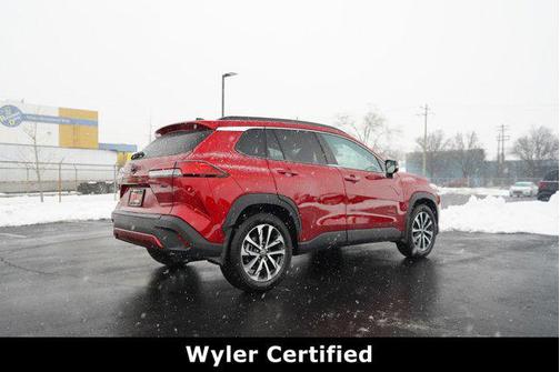 2025 Toyota Corolla Cross XLE