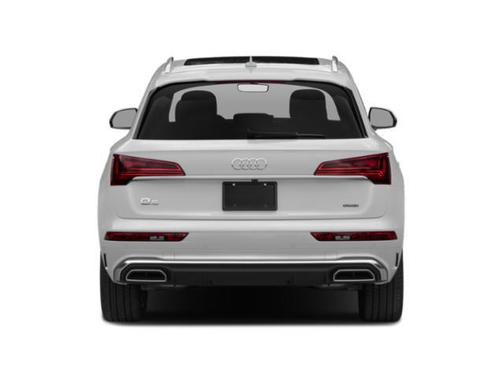 Mythos Black Metallic 2021 Audi Q5 Prestige