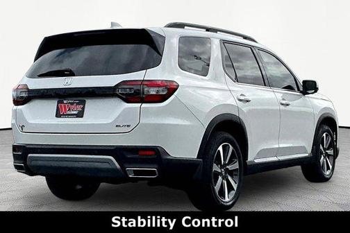 Platinum White Pearl 2025 Honda Pilot Elite