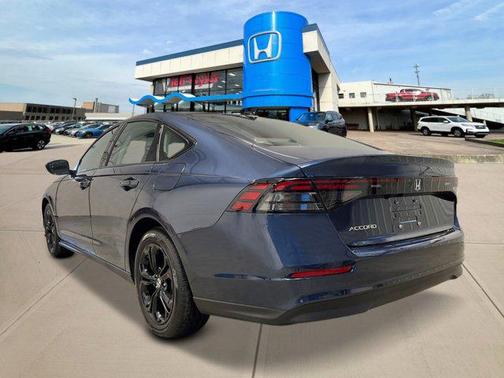 2025 Honda Accord Sport SE 1.5T