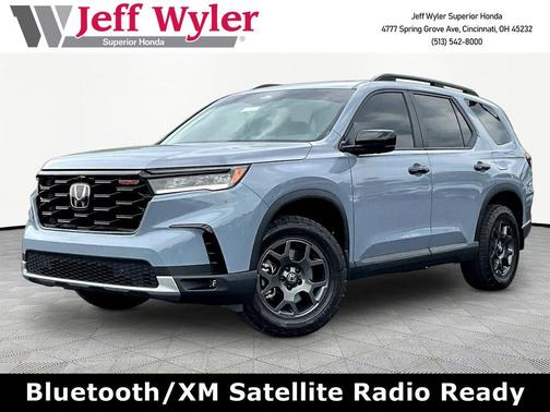 Sonic Gray Pearl 2024 Honda Pilot TrailSport