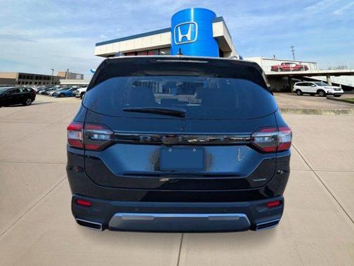 2026 Honda Pilot Touring 8-Passenger