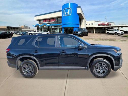 2026 Honda Pilot TrailSport