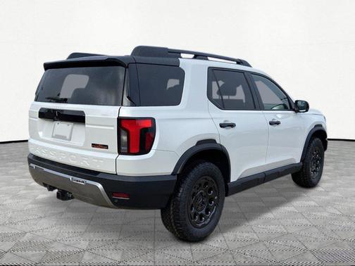 Platinum W 2026 Honda Passport AWD TrailSport Elite Blackout