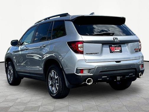 Lunar Silver Metallic 2023 Honda Passport AWD TrailSport