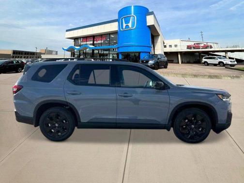 2026 Honda Pilot Black Edition