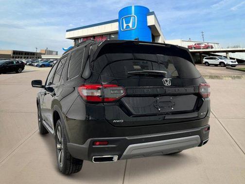 2025 Honda Pilot Elite
