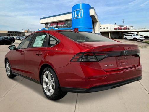 2025 Honda Accord LX 1.5T