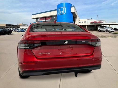 2025 Honda Accord LX 1.5T