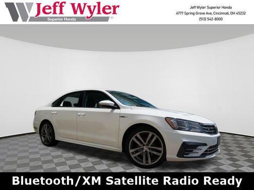 2018 Volkswagen Passat 2.0T R-Line