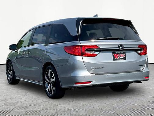 Lunar Silver Metallic 2023 Honda Odyssey Touring