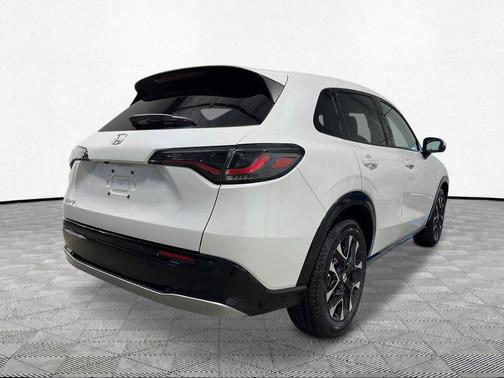 Platinum White Pearl 2027 Honda HR-V EX-L