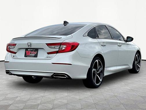 Platinum White Pearl 2022 Honda Accord Sport 1.5T