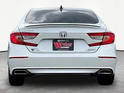 Platinum White Pearl 2022 Honda Accord Sport 1.5T