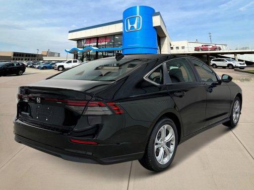 2025 Honda Accord LX 1.5T