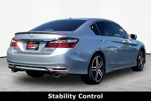Lunar Silver Metallic 2017 Honda Accord Touring V6
