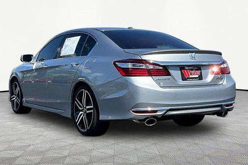 Lunar Silver Metallic 2017 Honda Accord Touring V6