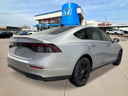 2025 Honda Accord Sport SE 1.5T