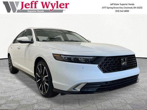 Platinum White Pearl 2026 Honda Accord Hybrid Touring