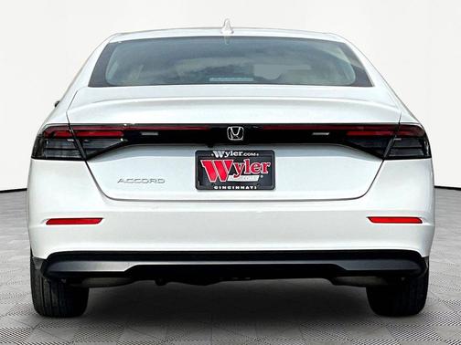 Platinum White Pearl 2024 Honda Accord EX