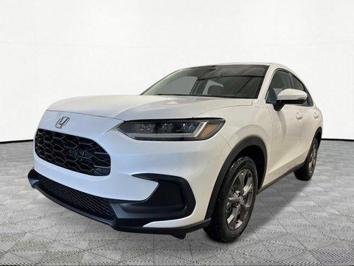 Platinum White Pearl 2026 Honda HR-V LX