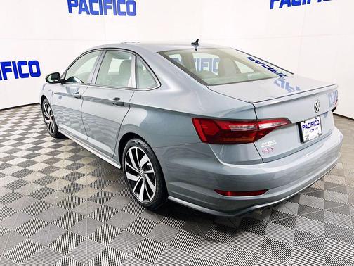 2019 Volkswagen Jetta GLI 2.0T S