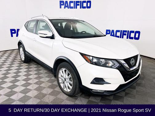 White 2021 Nissan Rogue Sport SV