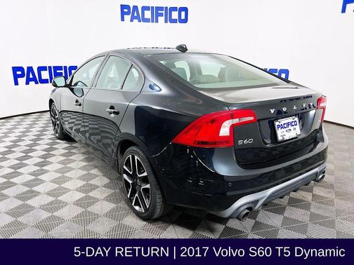 2017 Volvo S60 T5 Dynamic